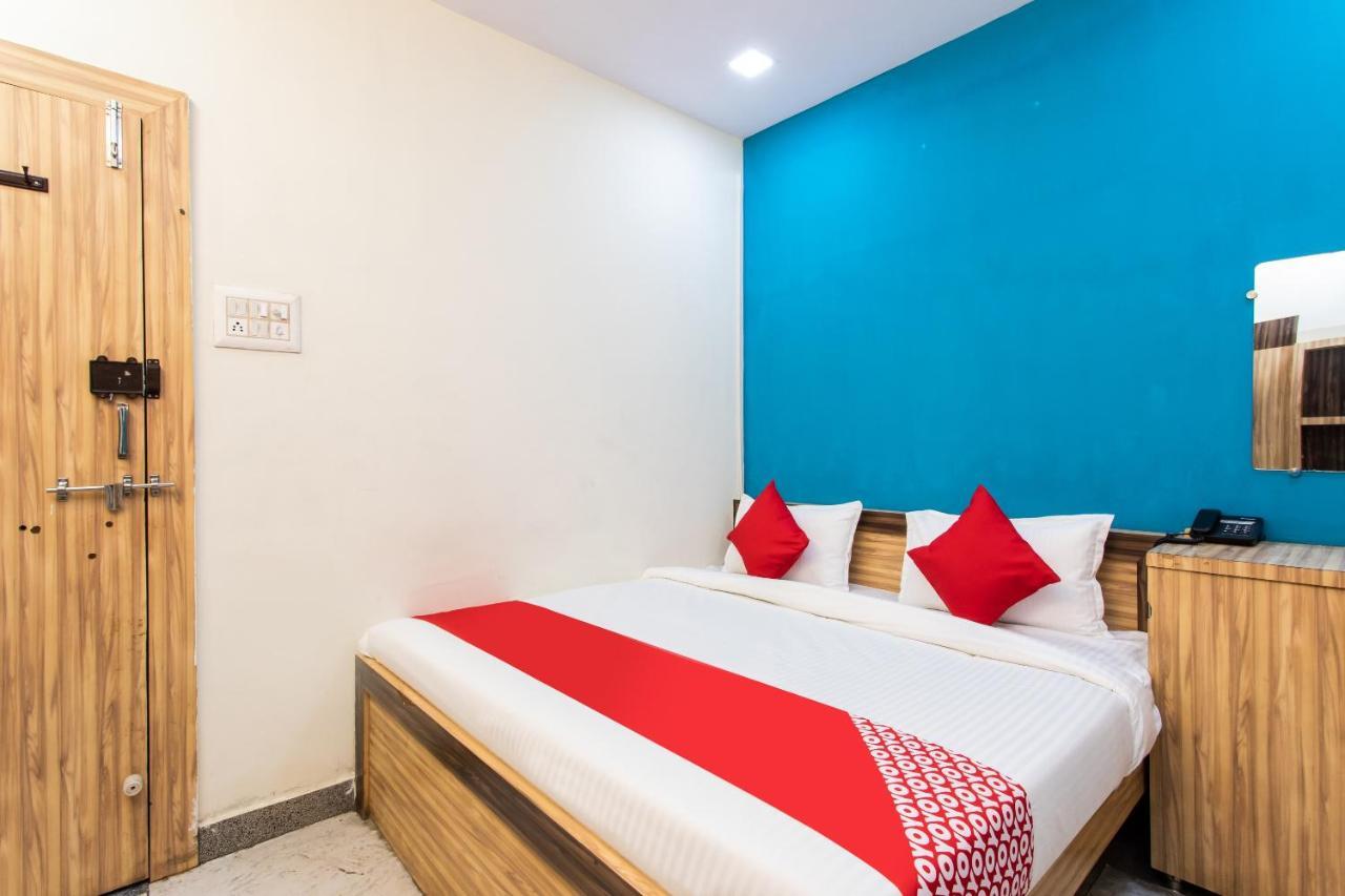 Oyo 24196 Hotel Shreenath Palace Ujjain Esterno foto